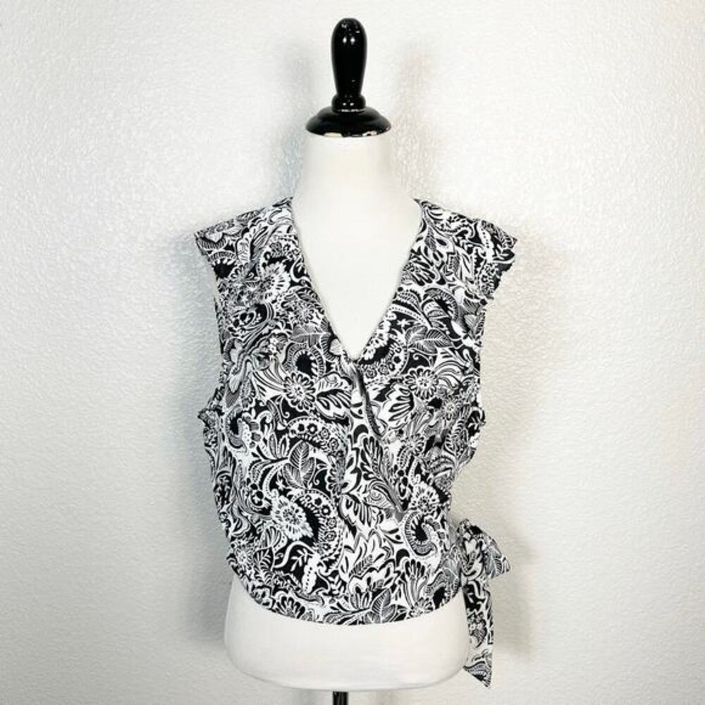 Unique Vintage Size XL Retro Ruffle Surplice Sleeveless Wrap Blouse Black White